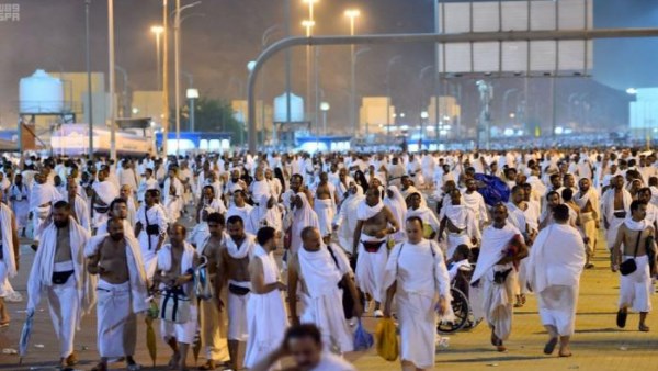 هل يجوز الاكتفاء بالمرور بمزدلفة؟.. الإفتاء تجيب هل يجوز الاكتفاء بالمرور بمزدلفة؟.. الإفتاء تجيب