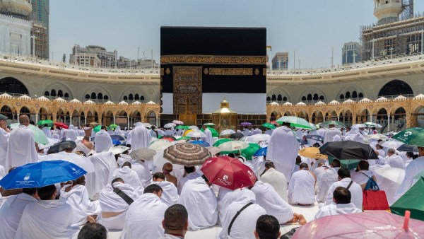 حجاج بيت الله الحرام