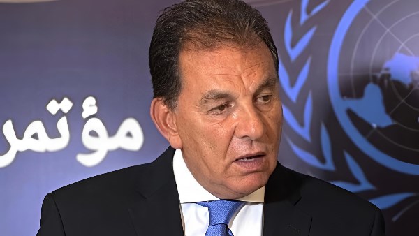 حاتم باشات: الرئيس السيسي يدافع عن حقوق شعوب القارة الإفريقية وقضاياها التنموية