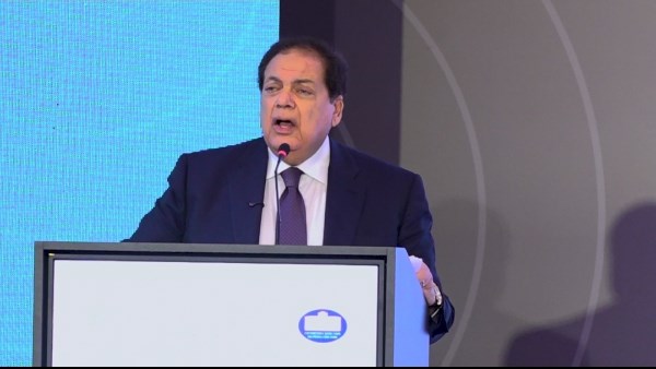 النائب محمد أبو العينين