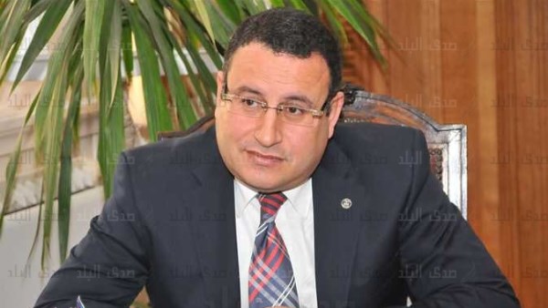  الدكتور عبدالعزيز قنصوة، وزير التعليم العالي والبحث العلمي 