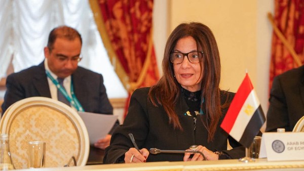 وزيرة الثقافة 