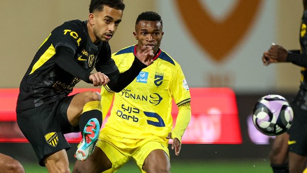 ليلة الحسابات المعقدة في الدوري السعودي .. ضمك فى مهمة خارقة أمام الاتحاد .. والرياض يقاتل أمام الفتح فى صراع البقاء