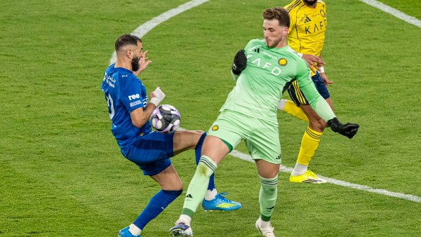النصر مع الهلال