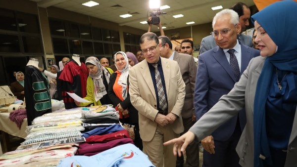 ملتقي توظيف ومعرض طلابي.. رئيس جامعة المنيا يشهد مهرجان «حصاد نوعية»