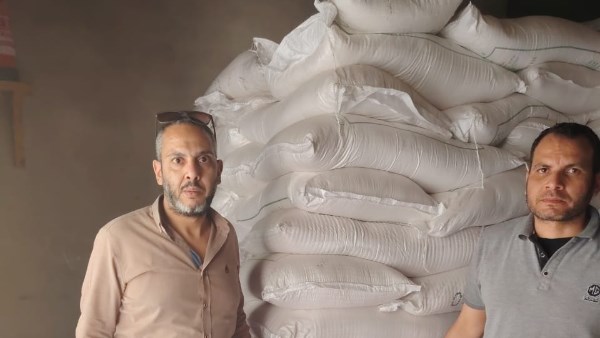 ضبط 3.5 طن سكر تمويني قبل تهريبه للسوق السوداء بأسيوط