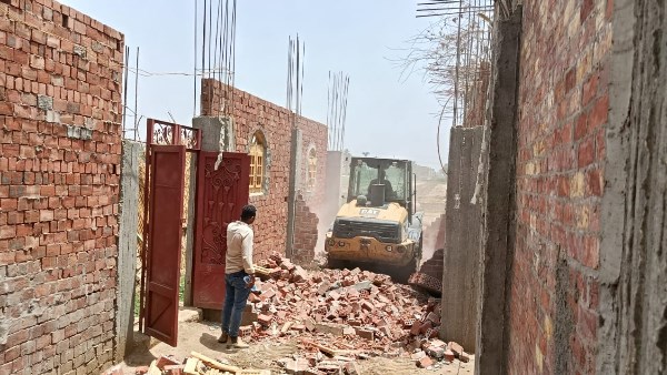 إزالة التعديات بأسيوط 