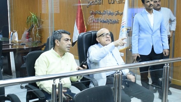 الموجة 29.. محافظ الأقصر يتابع الإزالات عبر الشبكة الوطنية للطوارئ