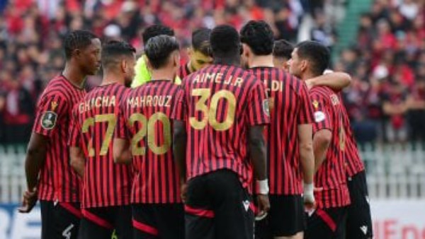 نهائي الكونفيدرالية | تشكيل اتحاد العاصمة الجزائري أمام الزمالك