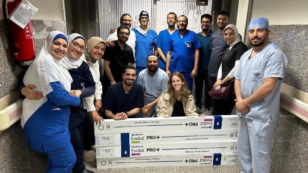 فريق العمل بالمستشفى