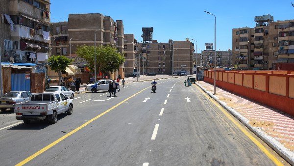الانتهاء من أعمال الرصف وتخطيط الشوارع وتركيب أعمدة الإنارة بتصنيع بورسعيد الانتهاء من أعمال الرصف وتخطيط الشوارع وتركيب أعمدة الإنارة بتصنيع بورسعيد