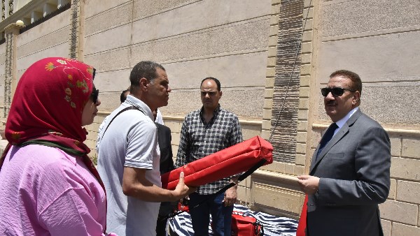 بإجمالي 74 منقذ ومشرف و معدة ضمن منظومة الإنقاذ لتأمين رواد شاطئ بورسعيد خلال فترة العيد