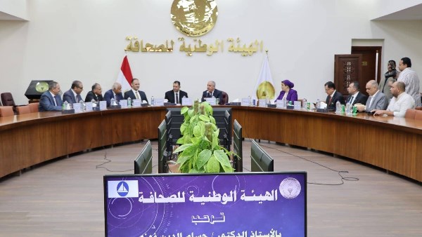 دمياط توقع مع الوطنية للصحافة بروتوكول لاستغلال مواقع إعلانية بالمحافظة