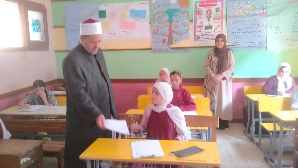 انتظام امتحانات الشهادتين الابتدائية والإعدادية الأزهرية بالقليوبية انتظام امتحانات الشهادتين الابتدائية والإعدادية الأزهرية بالقليوبية
