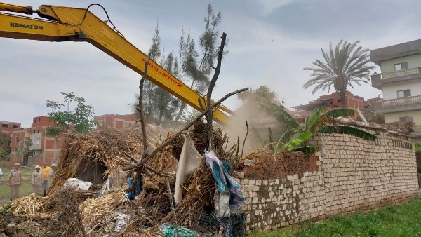 الغربية: إزالة 32 حالة تعد على أراضي طرح نهر النيل بفرع رشيد ضمن المشروع القومي لضبط النيل