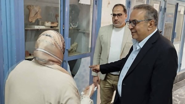 عميد كلية الطب بجامعة الزقازيق 