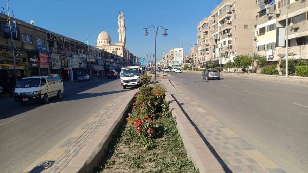 جانب من أعمال النظافة 