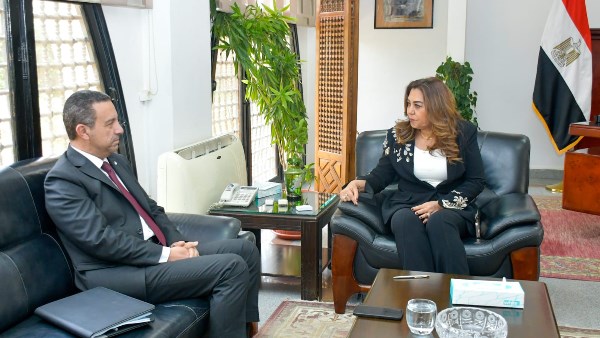 وزيرة التنمية المحلية والبيئة ومحافظ المنوفية 
