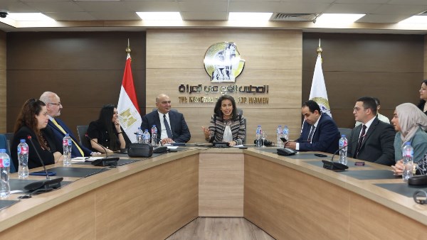 المجلس القومي للمرأة ينظم مائدة مستديرة تحت عنوان “مواجهة الانتهاكات الرقمية ضد المرأة: من السياسات إلى التنفيذ”