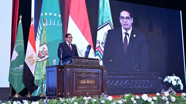 جامعة القاهرة 