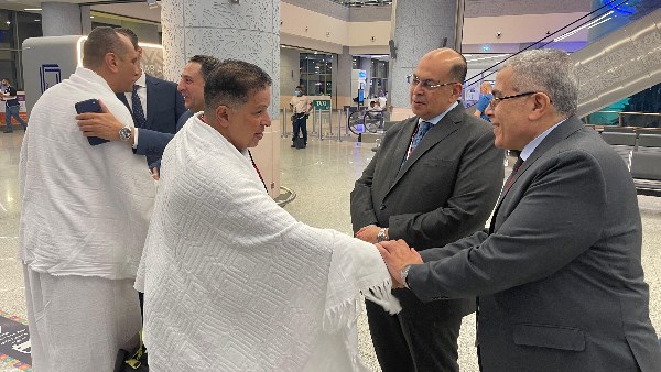 في رحاب البيت الحرام.. أسر شهداء الشرطة يروون حكايات البطولة والفقد