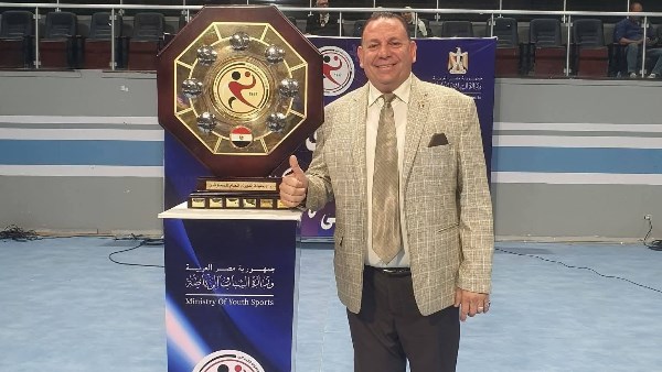 هاني سعيد المدير المراقب الفني لمباراة كرة اليد الودية بين مصرواسيلندا