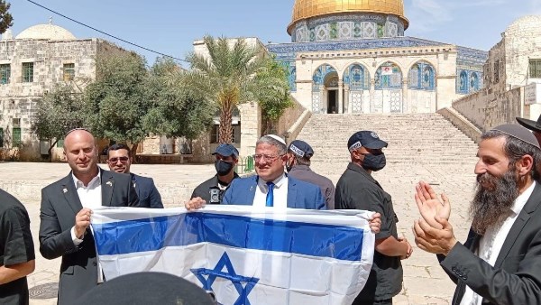 بن غفير يقتحم الأقصى