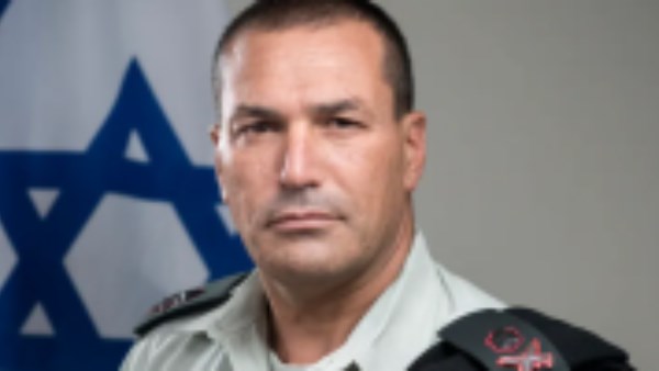 إيال زامير 