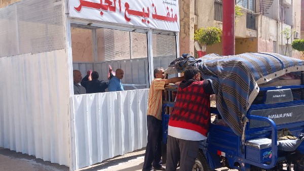 محافظ الدقهلية يعلن بدء تشغيل منافذ جديدة لبيع الخبز المدعم