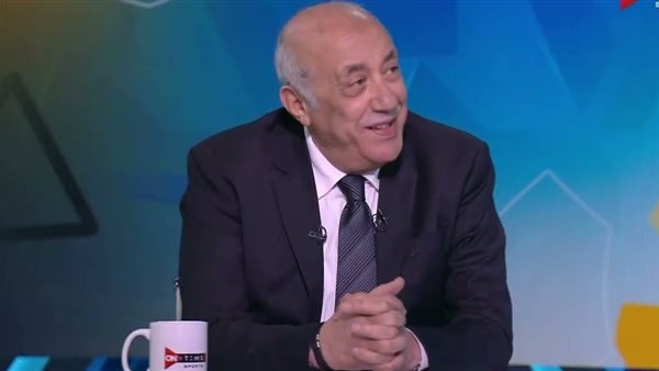 فتحي سند يتغنى بالجماهير في ودية مصر وروسيا