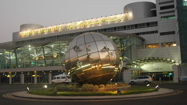 مطارات 