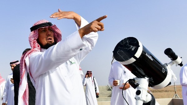 السعودية تستطلع هلال ذي الحجة وتحدد موعد وقفة عرفات وعيد الأضحى