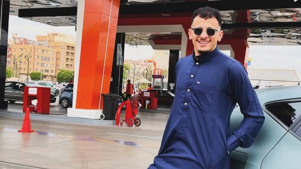 عمر الساعي