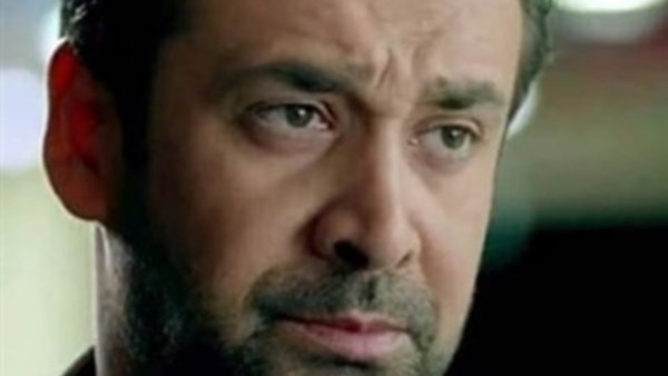 كريم عبدالعزيز 