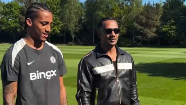 محمد رمضان في تدريبات تشيلسي