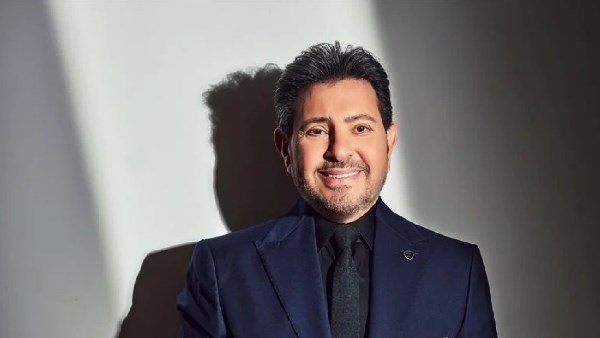 أمير الغناء العربي الفنان هاني شاكر