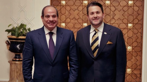 مبعوث ترامب السياحي يكشف تفاصيل لقائه مع الرئيس السيسي