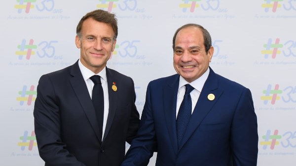 الرئيس السيسي وماكرون