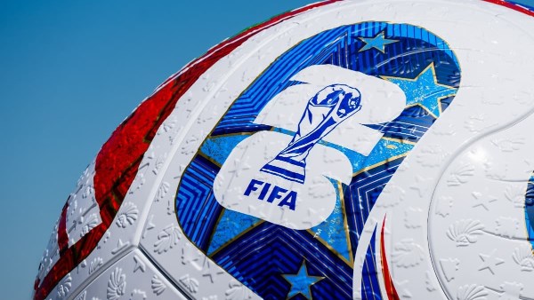 إدارة ترامب تعفي بعض جماهير كأس العالم من رسوم التأمين على التأشيرات