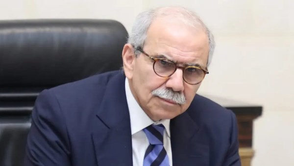 رئيس وزراء لبنان : لا تراجع عن حصرية السلاح بيد الدولة والتفاوض باب الحل لإنهاء الحرب