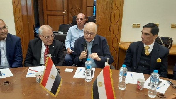 رئيس حزب الغد