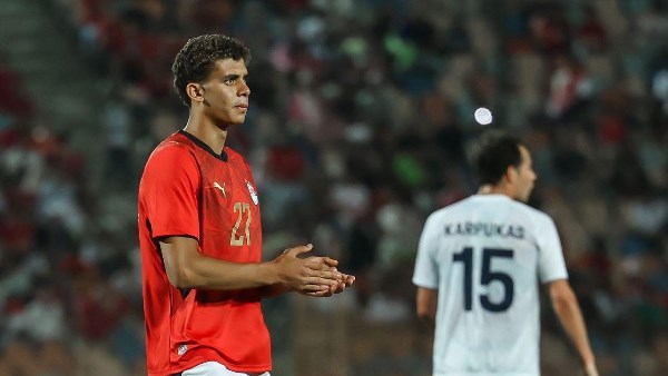 حمزة عبد الكريم يخطف الأنظار في أول ظهور مع منتخب مصر حمزة عبد الكريم يخطف الأنظار في أول ظهور مع منتخب مصر