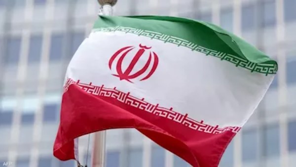الحرس الثوري الإيراني يحذر: أي تحرك ضد طهران سيواجه برد “فوري وحاسم”