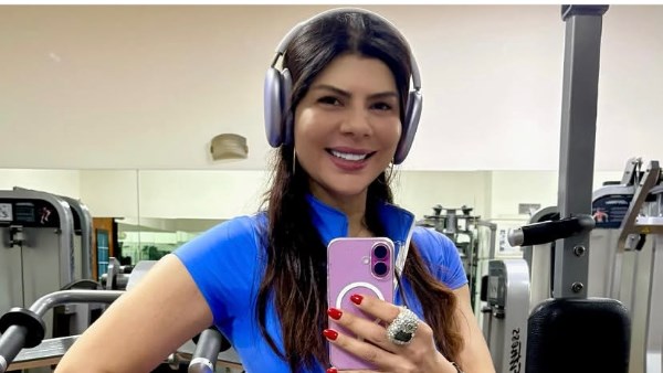 الفنانة أميرة فتحي 