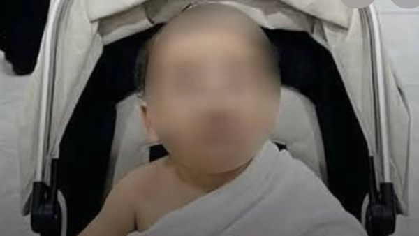 تفاصيل واقعة وفاة الصغير ضحية الفول السوداني:الأسرة تأخرت 15 ساعة