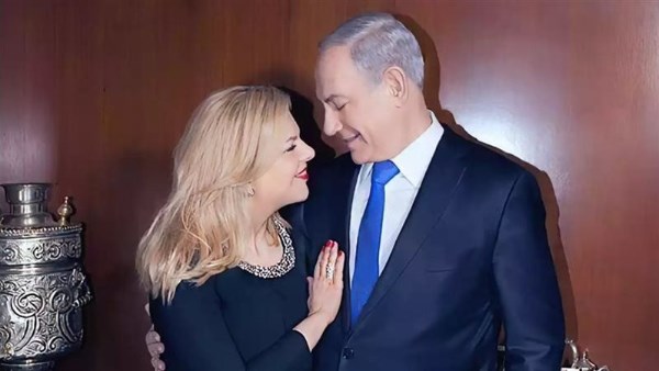 نتنياهو و زوجته 