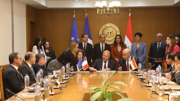 الفريق مهندس كامل الوزير وزير النقل