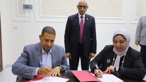 محافظ شمال سيناء يشهد توقيع بروتوكول لدعم المنظومة الصحية وت