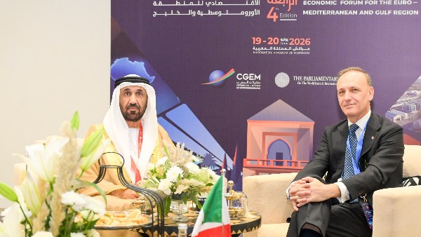 اليماحي مع رئيس وكالة ائتمان الصادرات الرسمية في إيطاليا
