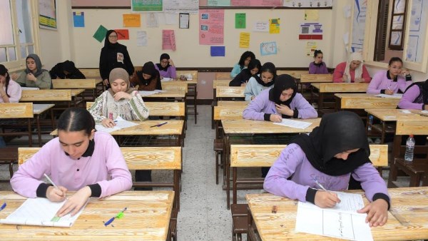 امتحانات الشهادة الإعدادية